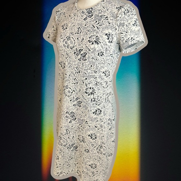 Calvin Klein Black & White Lace Print Jacquard Short Sleeve Dress Size 4 - Picture 4 of 11